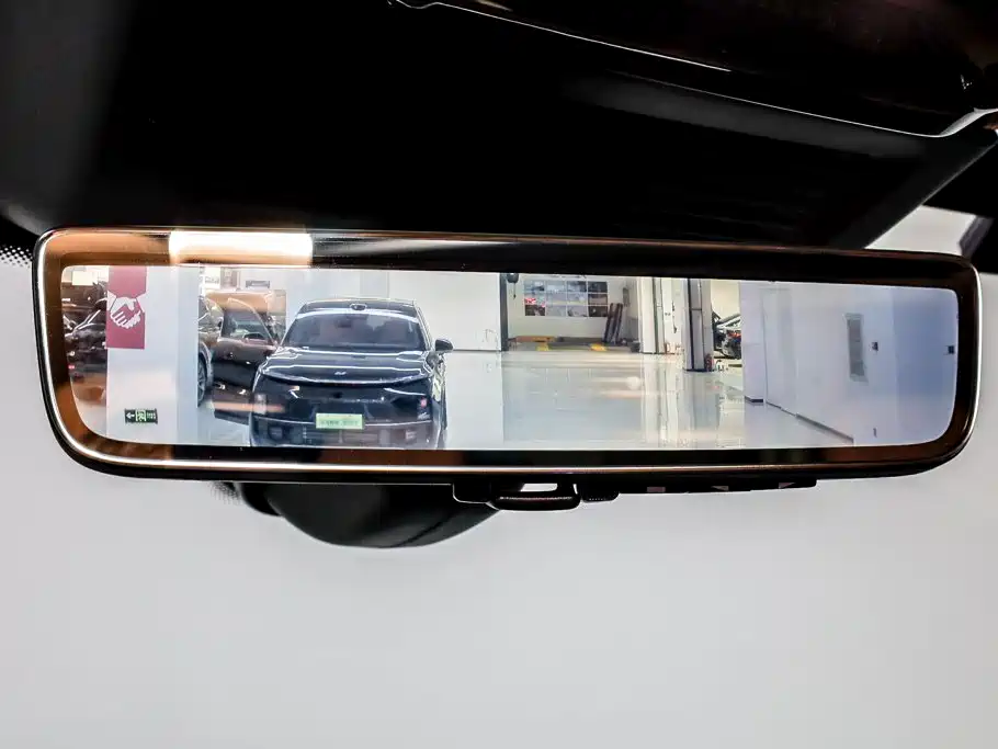 Land Rover Range Rover — миниатюра 22