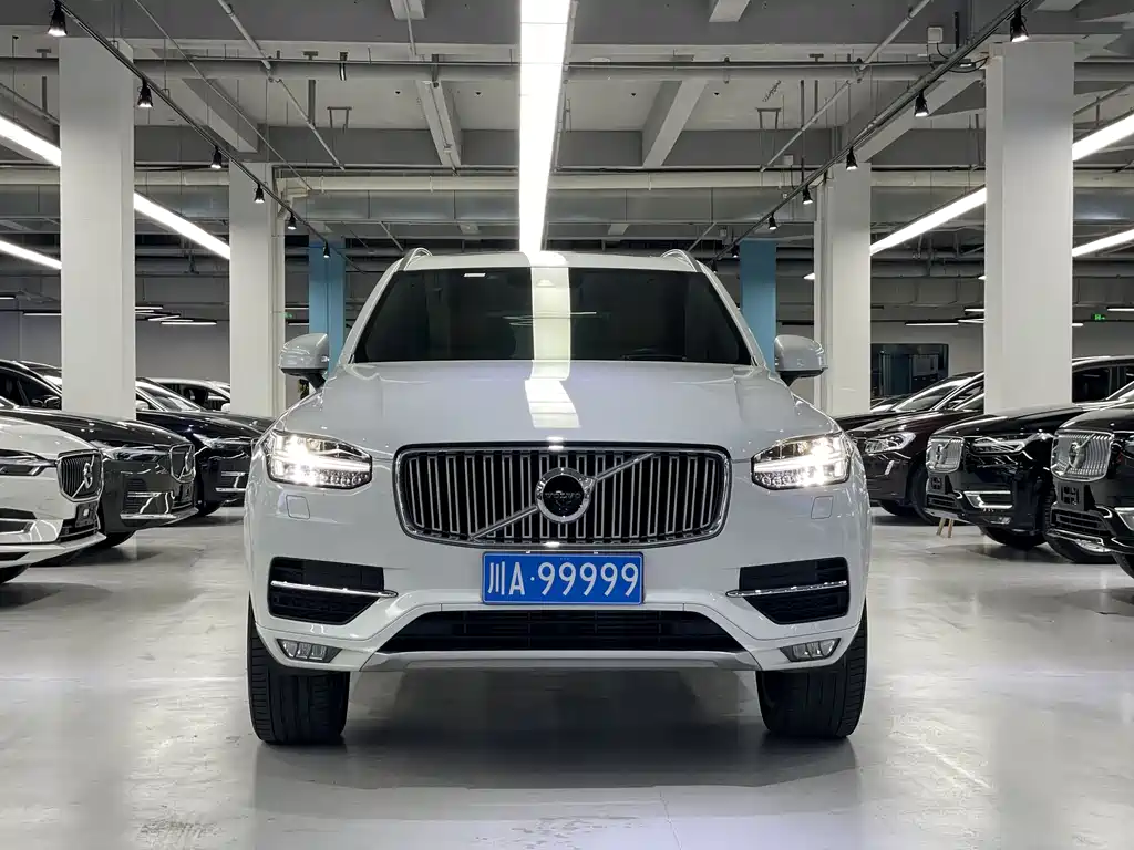 Volvo XC90 — миниатюра 2