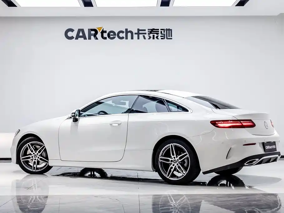 Mercedes-Benz E-Class (Import) — миниатюра 4