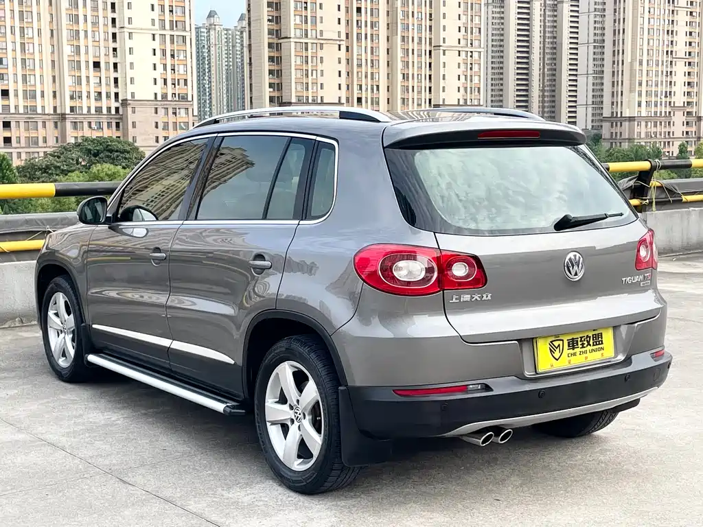 Volkswagen Tiguan 2010 1.8TSI AT