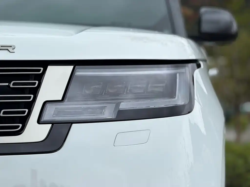 Land Rover Range Rover — миниатюра 6