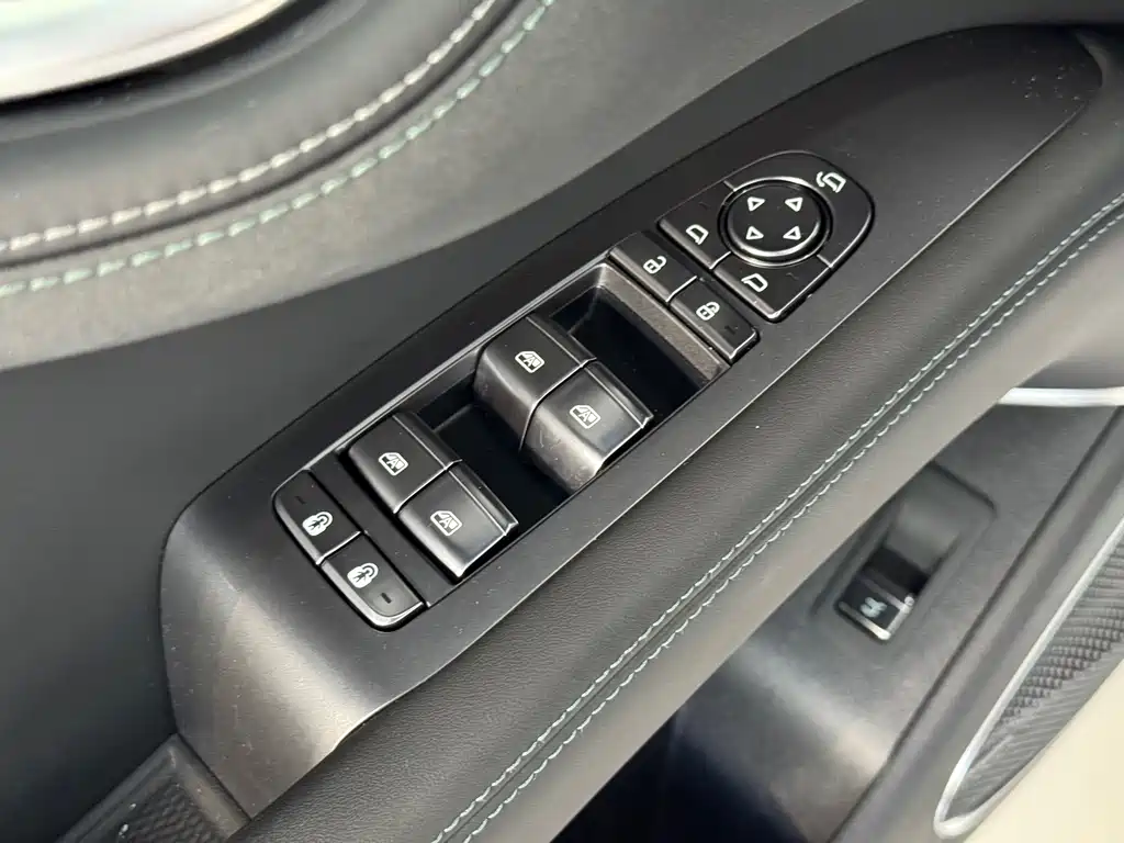 BYD Sealion 07 EV — миниатюра 16