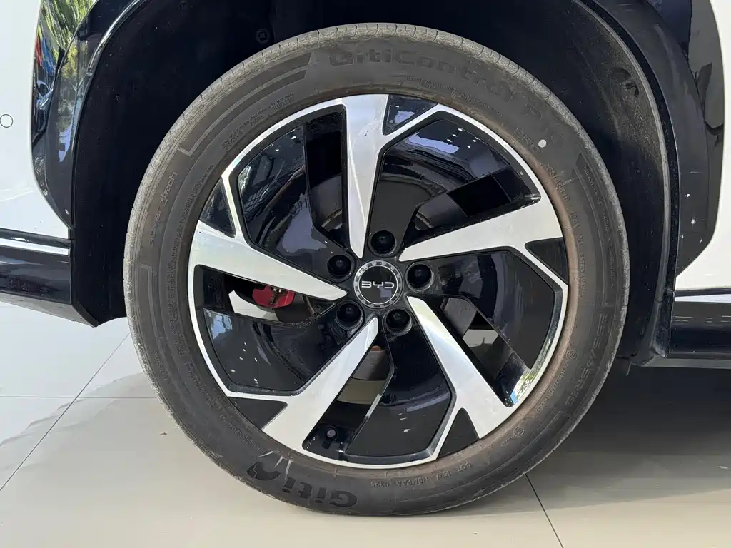 BYD Sealion 07 EV — миниатюра 10