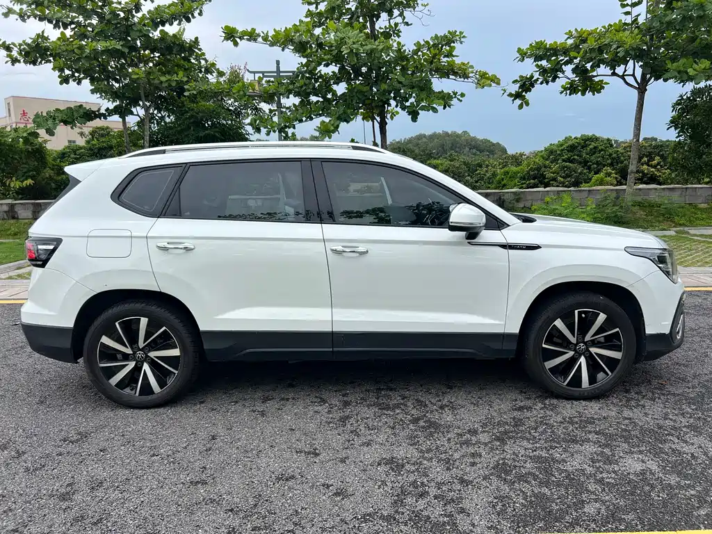 Volkswagen Tharu — миниатюра 5