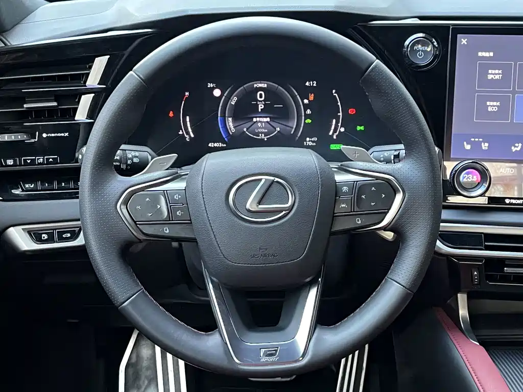 Lexus RX — миниатюра 13