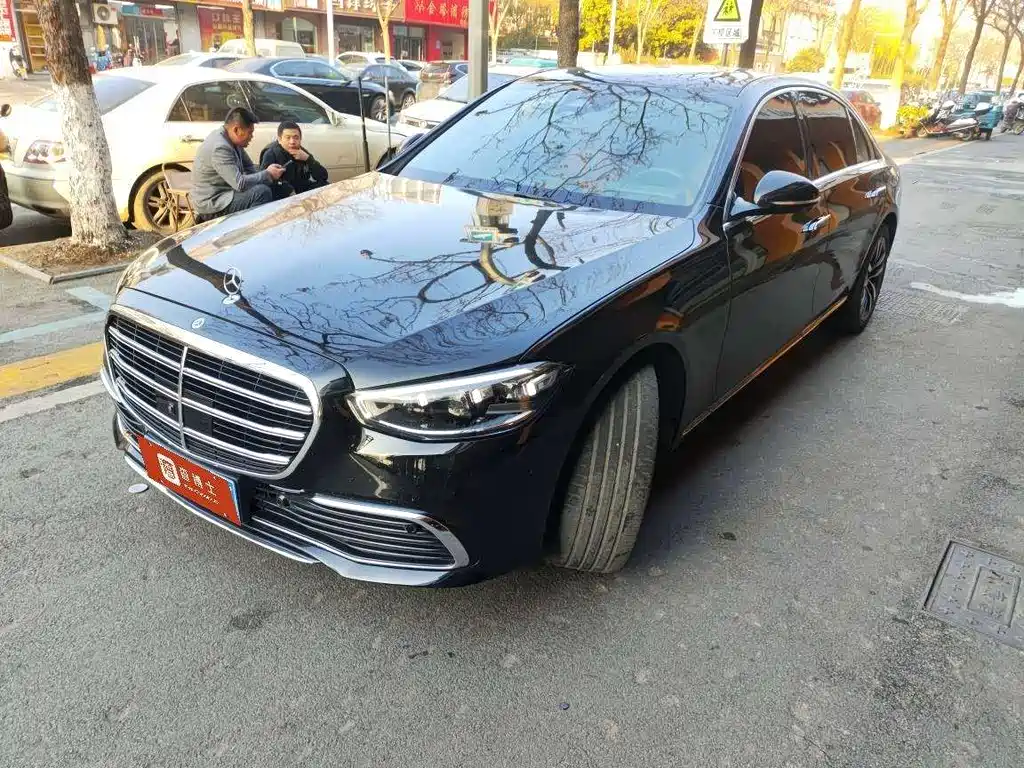 Mercedes-Benz S-Class 2024