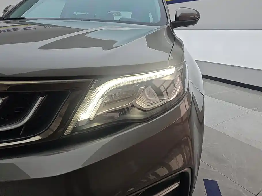 Geely Boyue — миниатюра 5