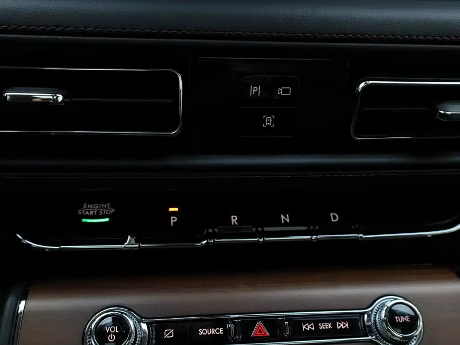 Lincoln Aviator — миниатюра 19