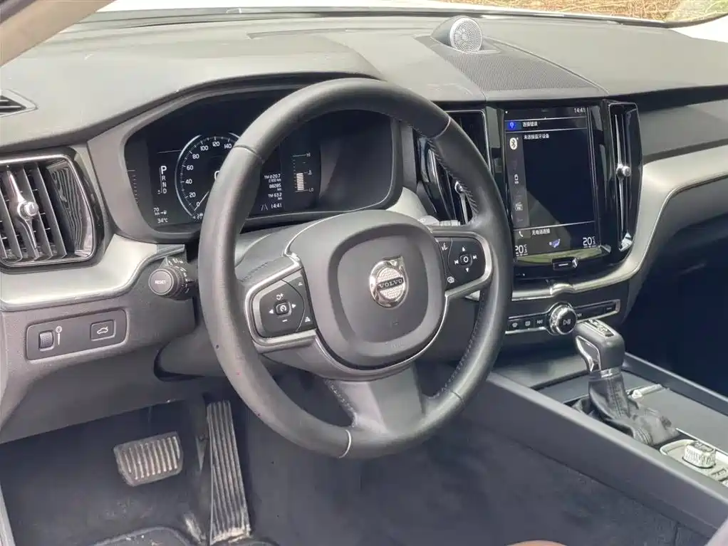 Volvo XC60 2021 T5 Luxury