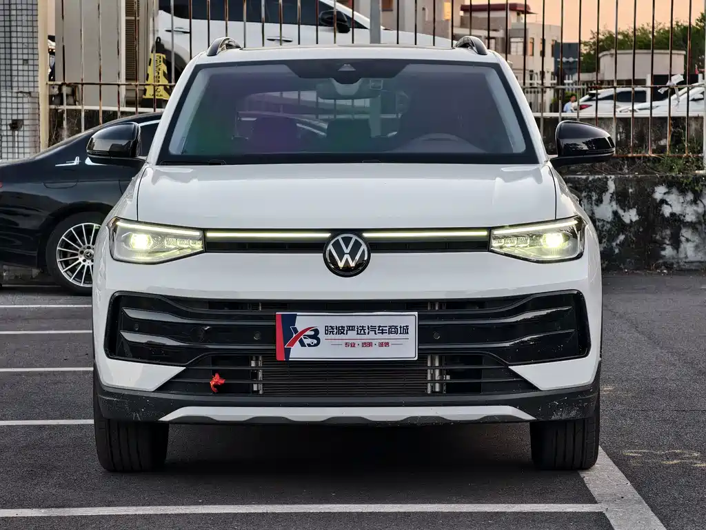 Volkswagen Tharu — миниатюра 3