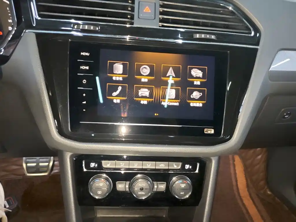Volkswagen Tiguan L — миниатюра 13
