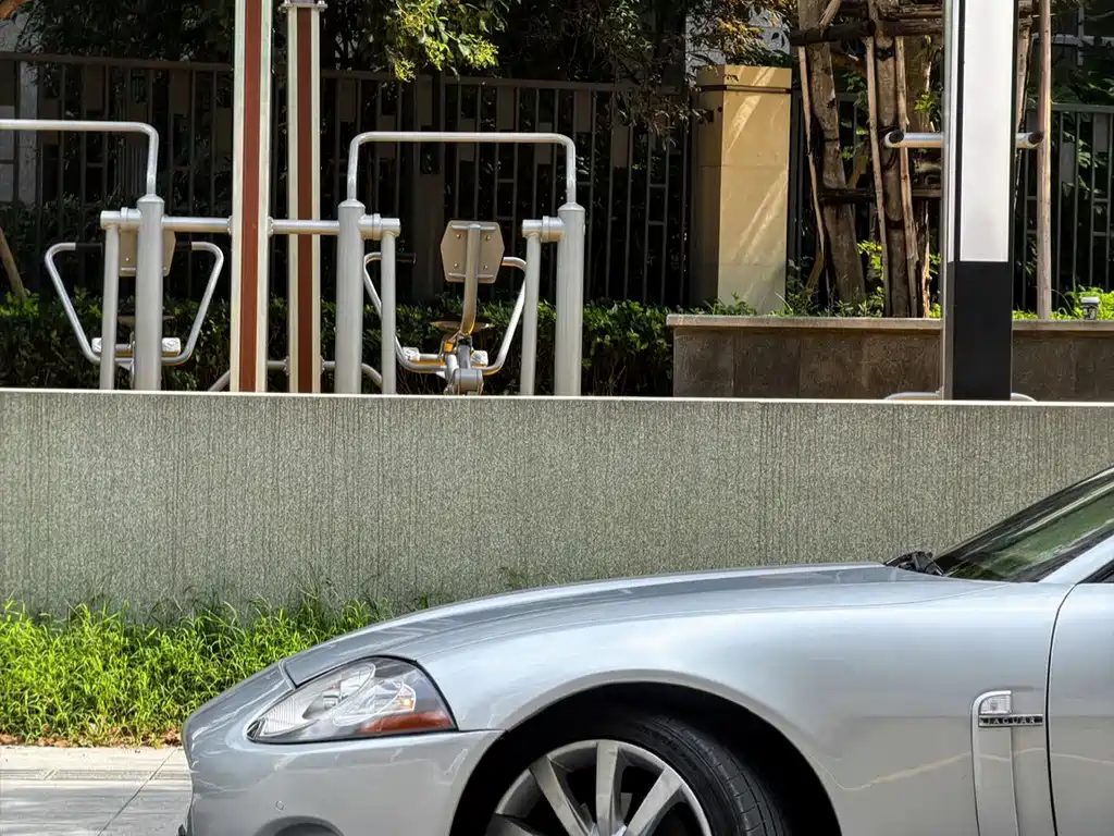 Jaguar XK — миниатюра 10