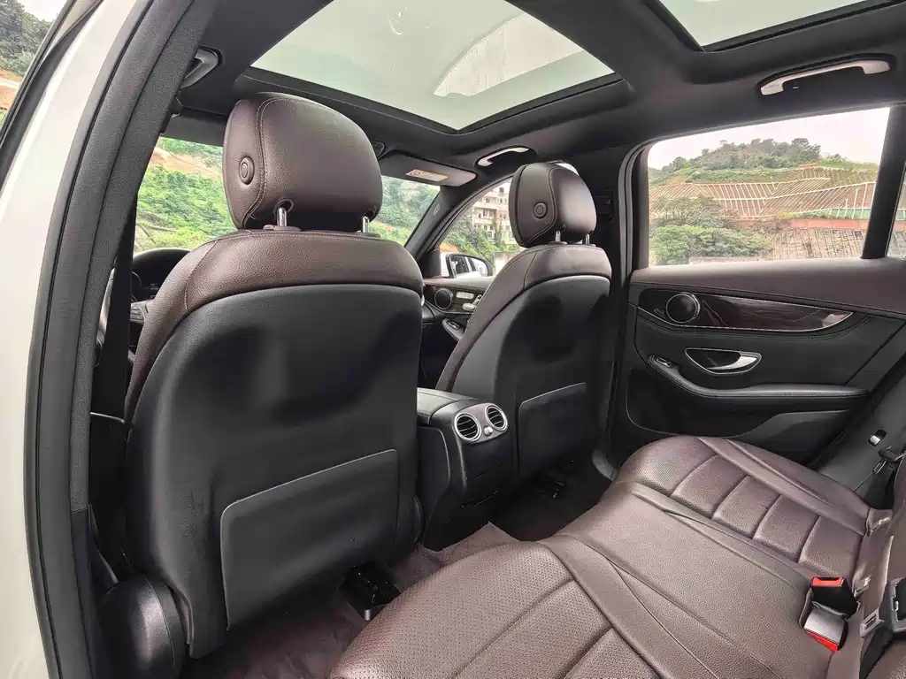 Mercedes-Benz GLC — миниатюра 21