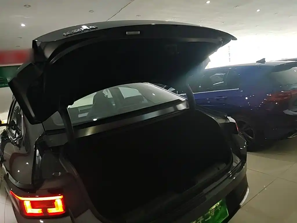 Changan Eado PHEV — миниатюра 19