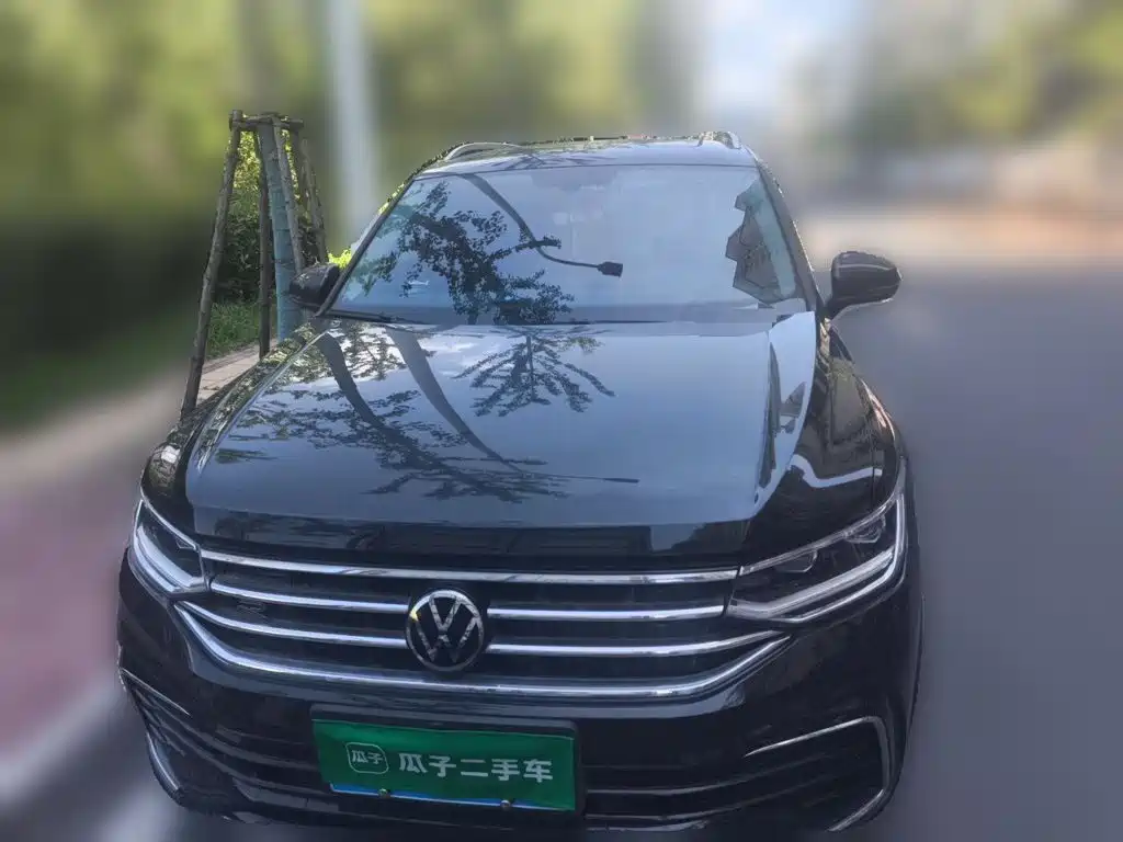 Volkswagen Tiguan L — миниатюра 23