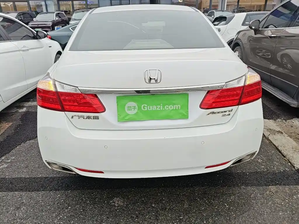 Honda Accord — миниатюра 6