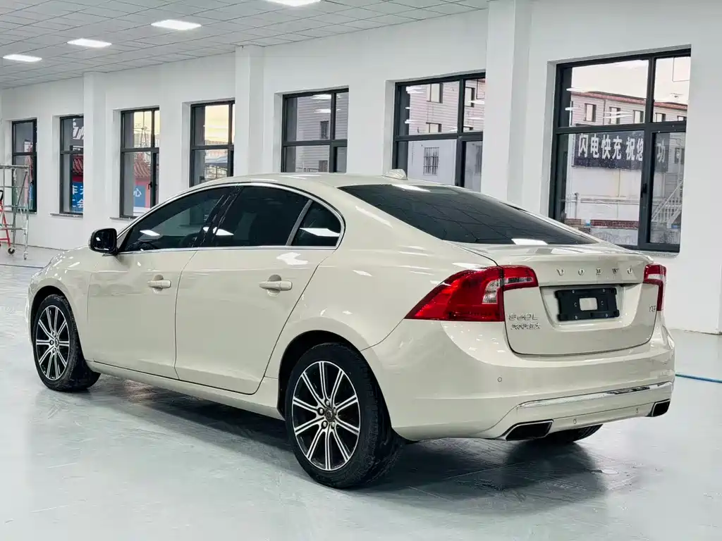 Volvo S60 2019 S60L T5