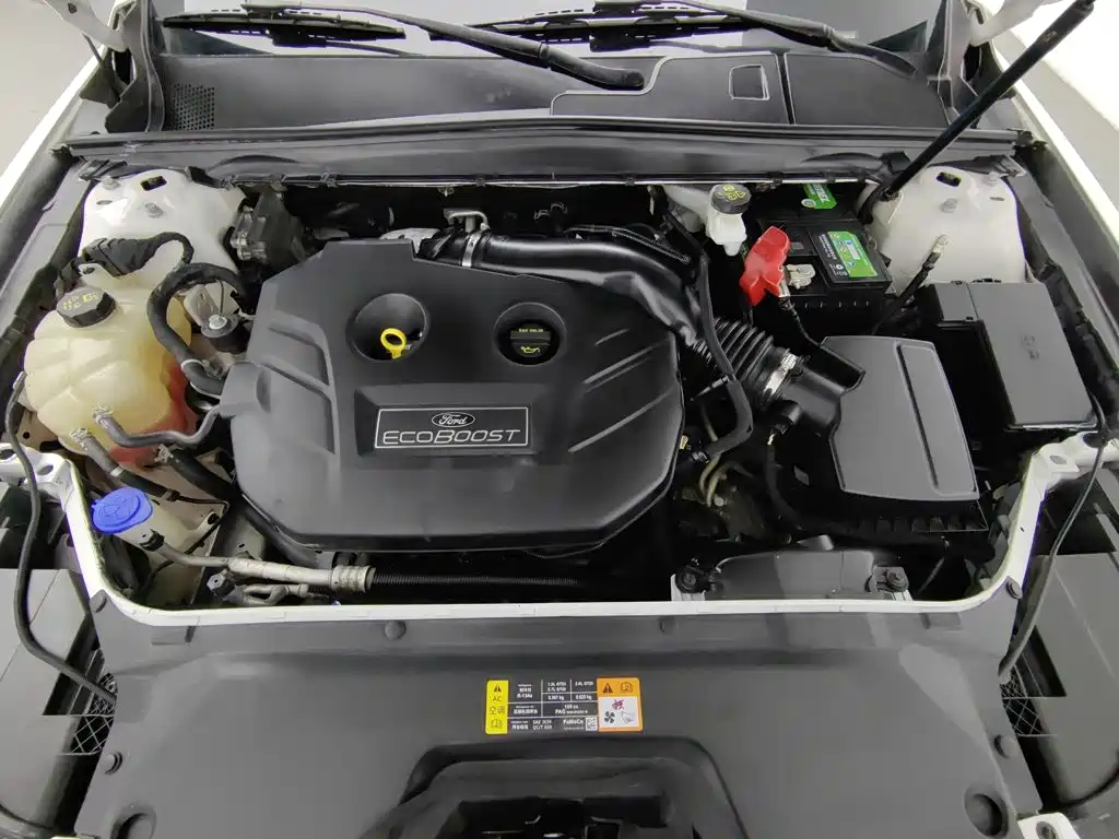 Ford Taurus — миниатюра 6