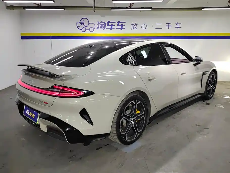 XIAOMI CAR XIAOMI SU7