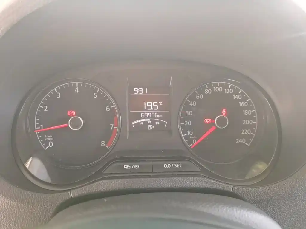 Volkswagen Polo — миниатюра 12