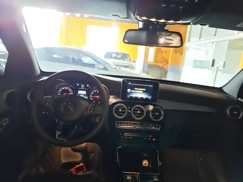 Mercedes-Benz GLC — миниатюра 10