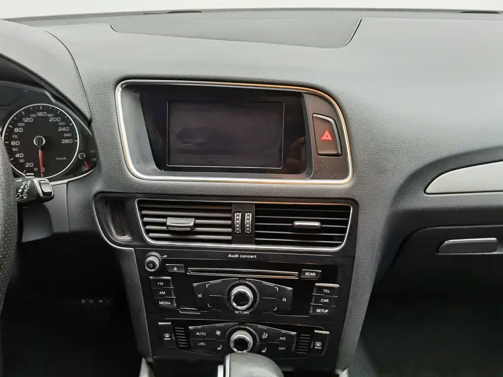 Audi Q5 — миниатюра 12