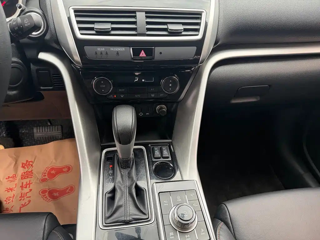 Mitsubishi Eclipse Cross — миниатюра 14