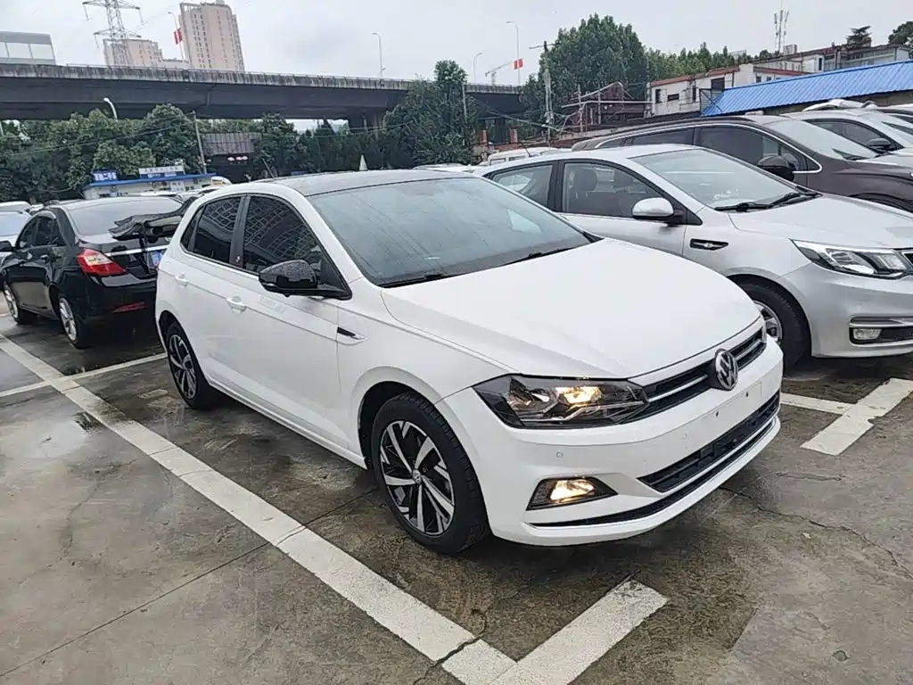 Volkswagen Polo — миниатюра 4