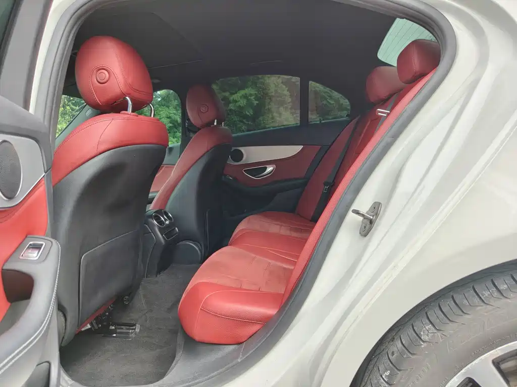 Mercedes-Benz C-Class — миниатюра 5