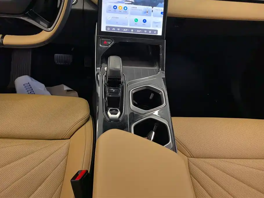 GEELY AUTOMOBILE BOYUE L