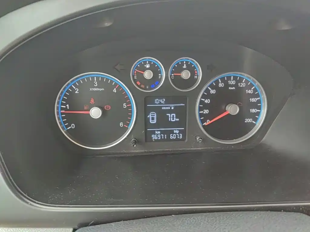 Foton Tuyano — миниатюра 12