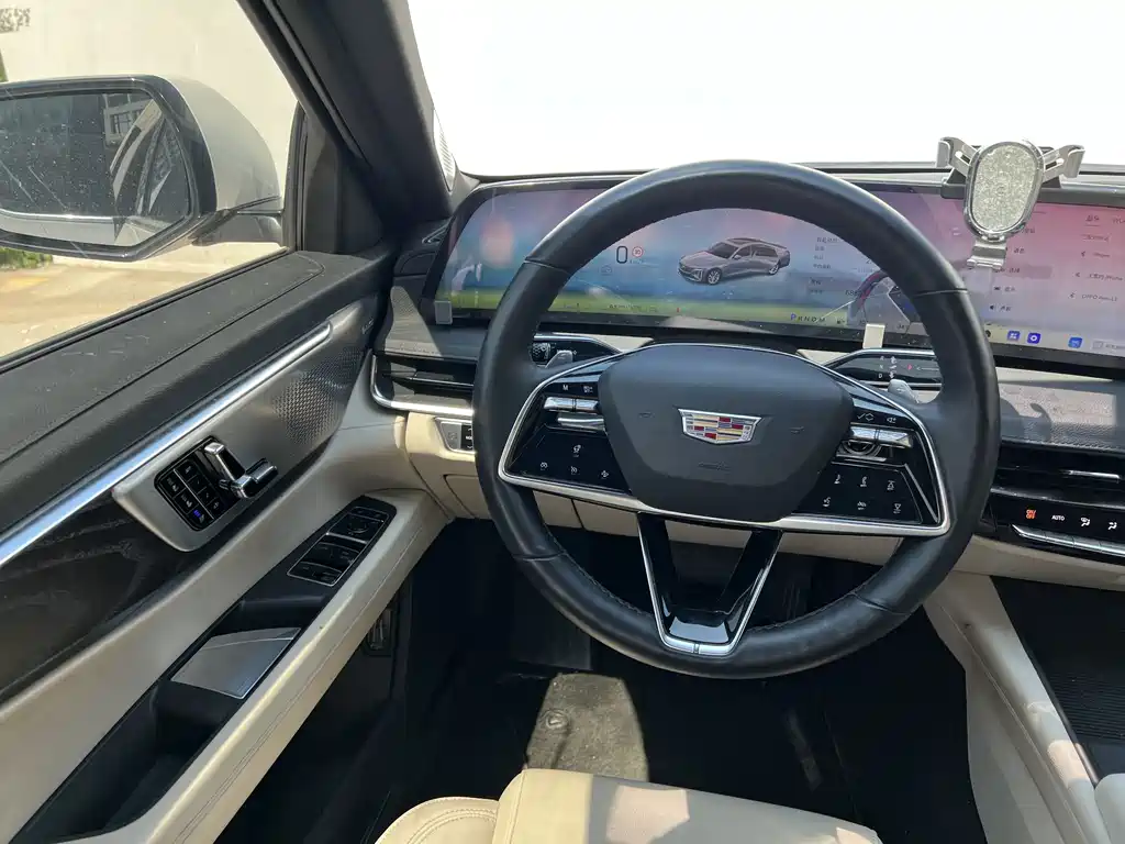 Cadillac CT6 — миниатюра 9