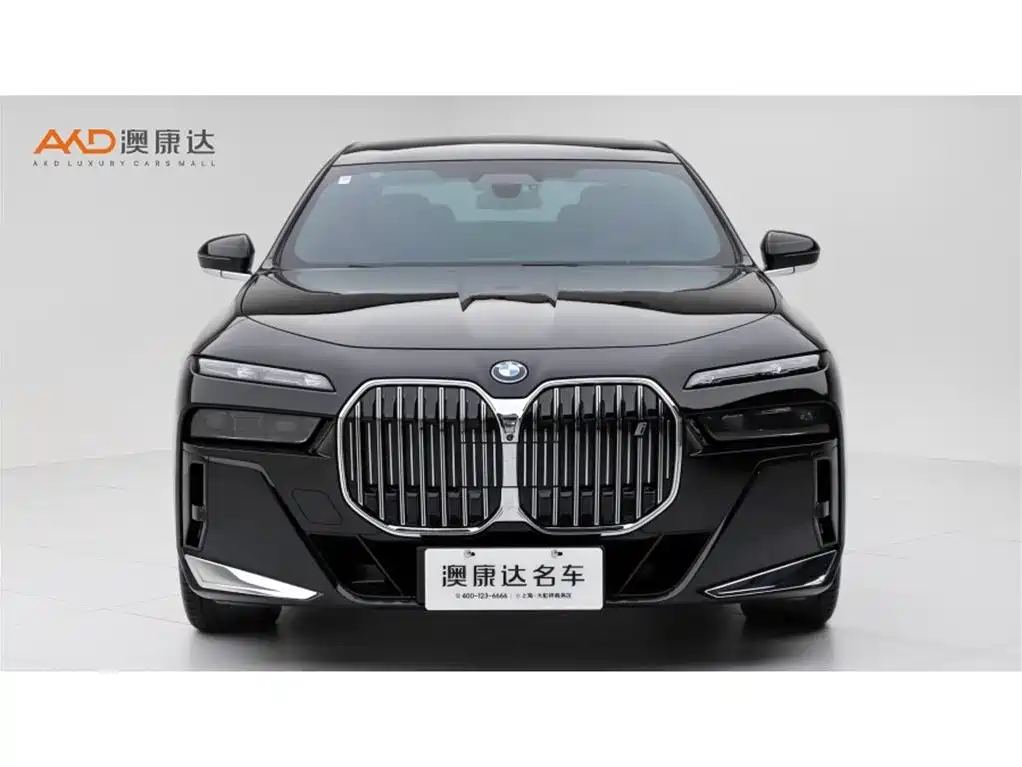 BMW i7 — миниатюра 2