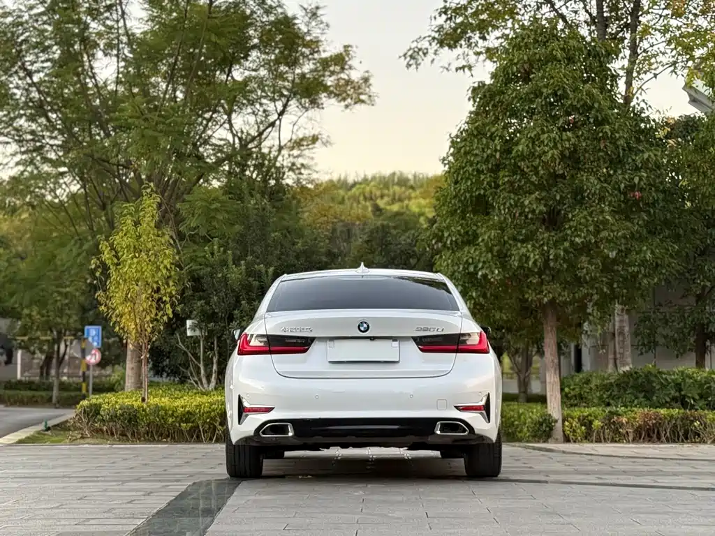 BMW 3 Series — миниатюра 8