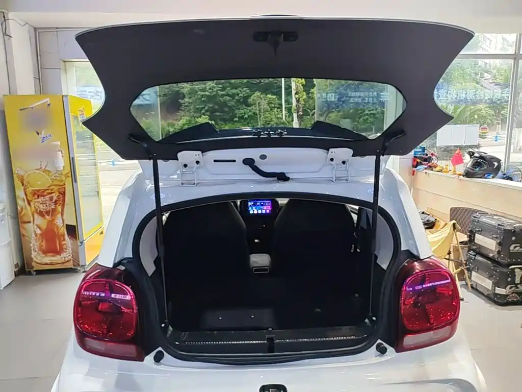 Roewe Clever — миниатюра 19