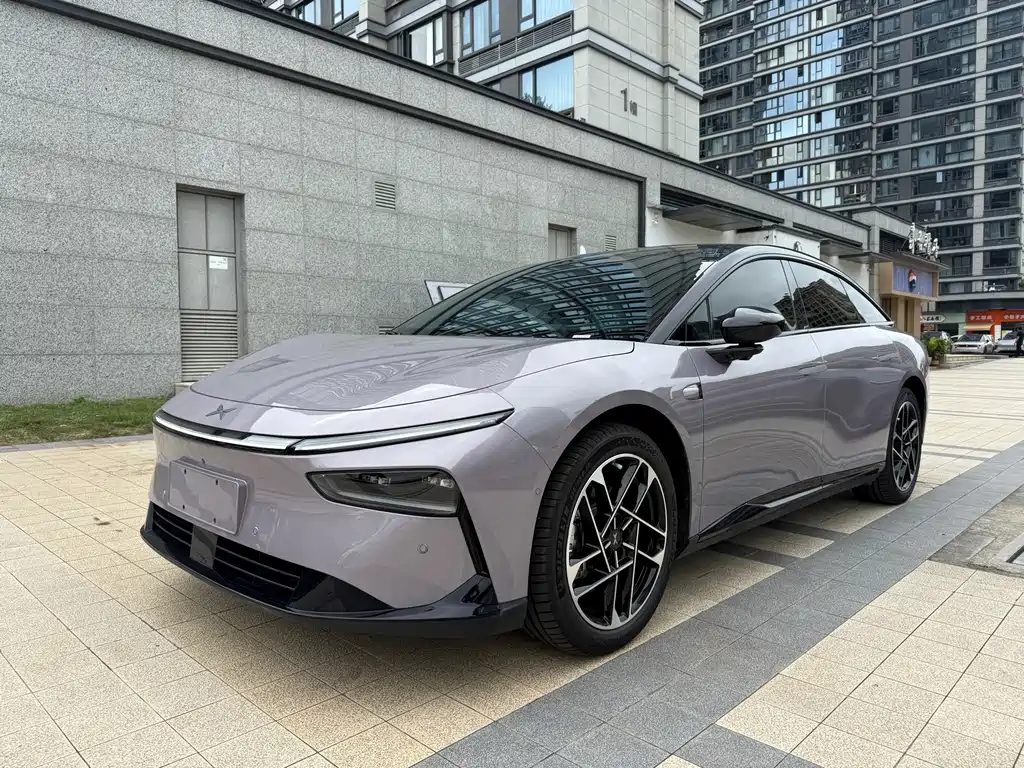 XPeng P7+