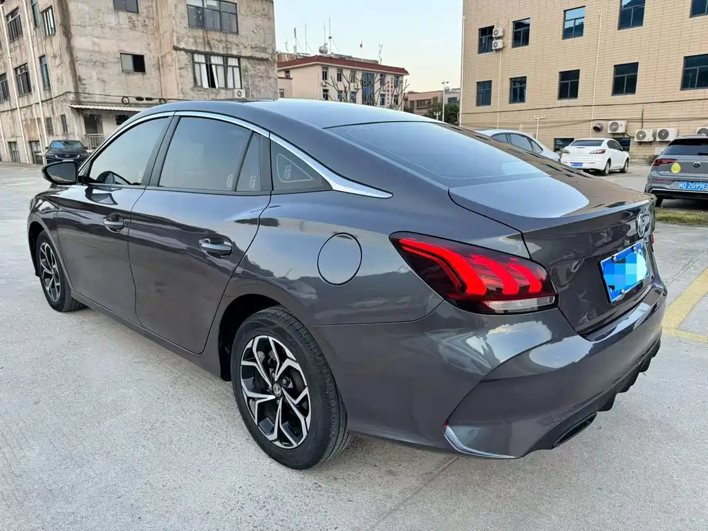 MG MG5 — миниатюра 5