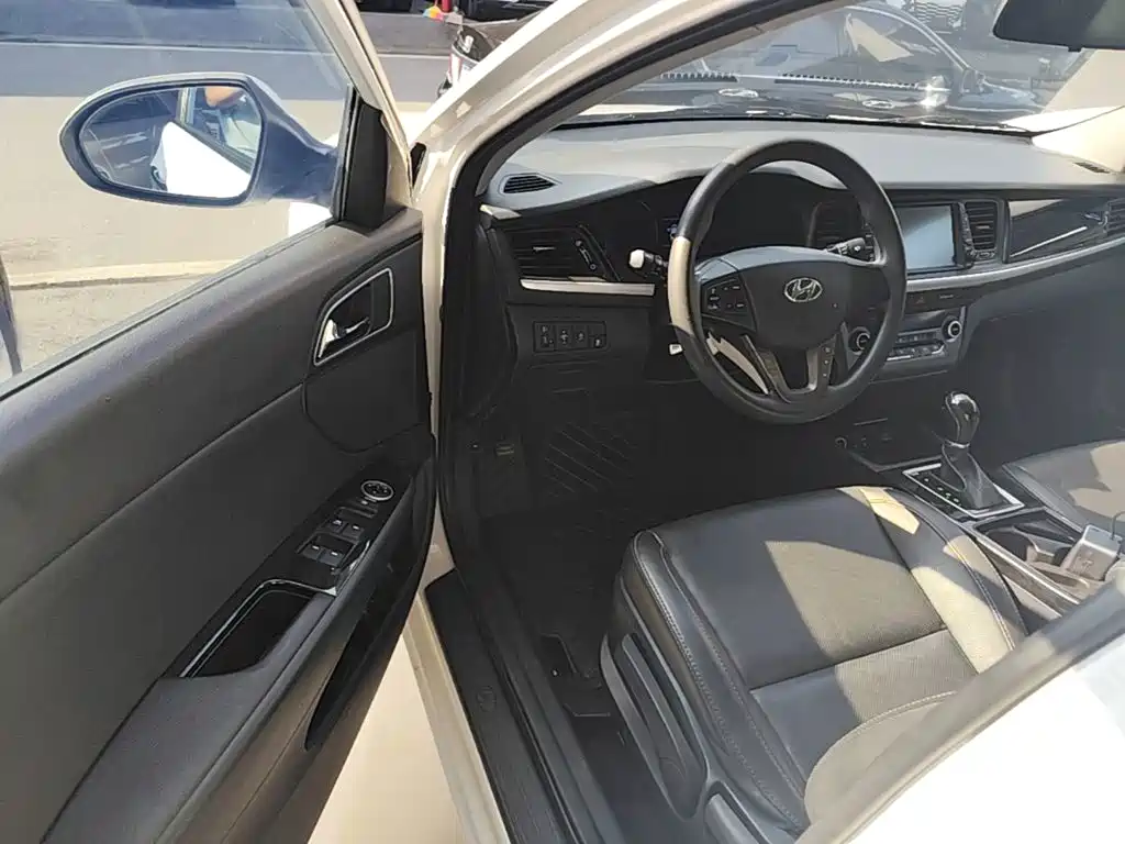 Hyundai Mistra — миниатюра 16
