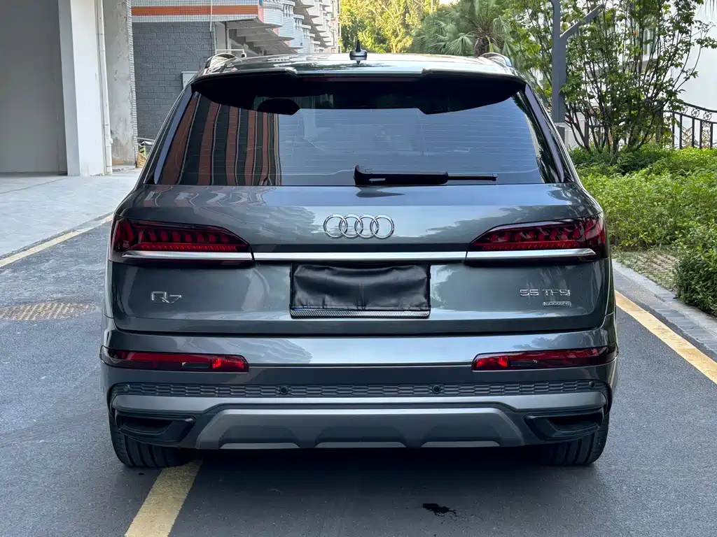 Audi Q7 2022 55 TFSI quattro S line Sport