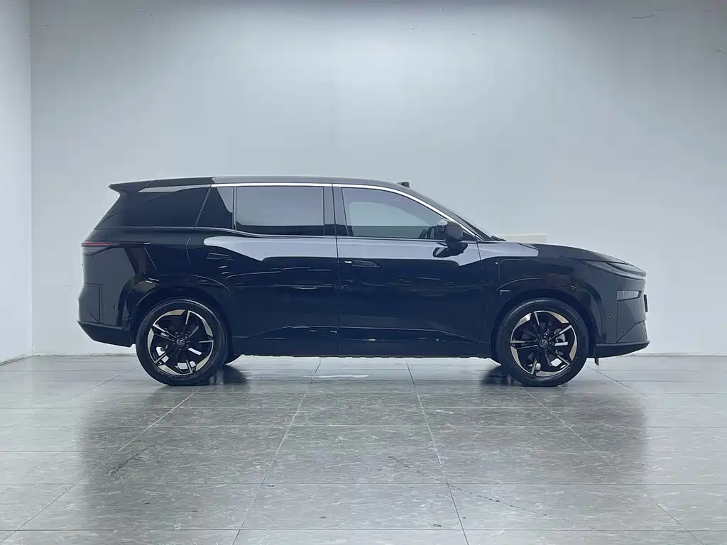 Toyota bZ3X — миниатюра 9