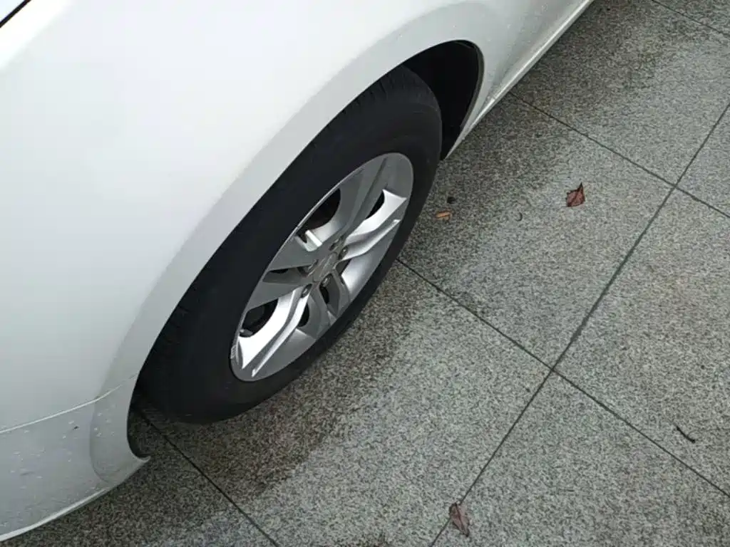 Chevrolet Cruze — миниатюра 23