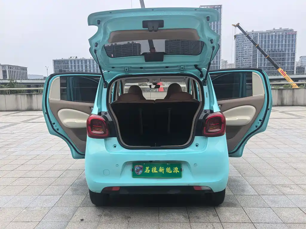 Wuling MINIEV — миниатюра 12