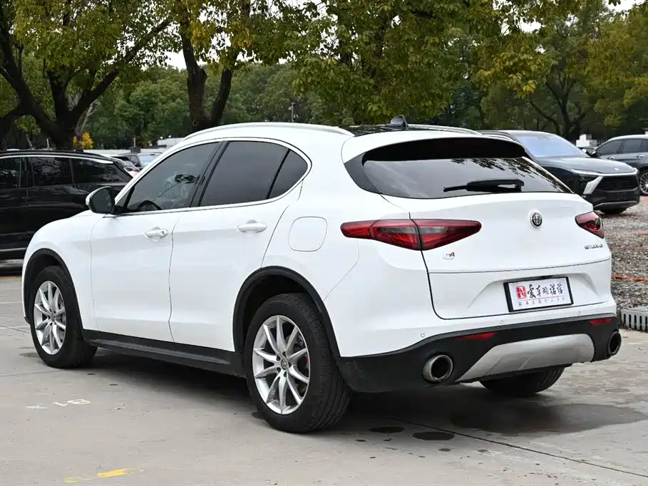 ALFA ROMEO STELVIO