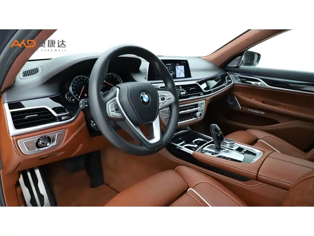 BMW 7 Series — миниатюра 6