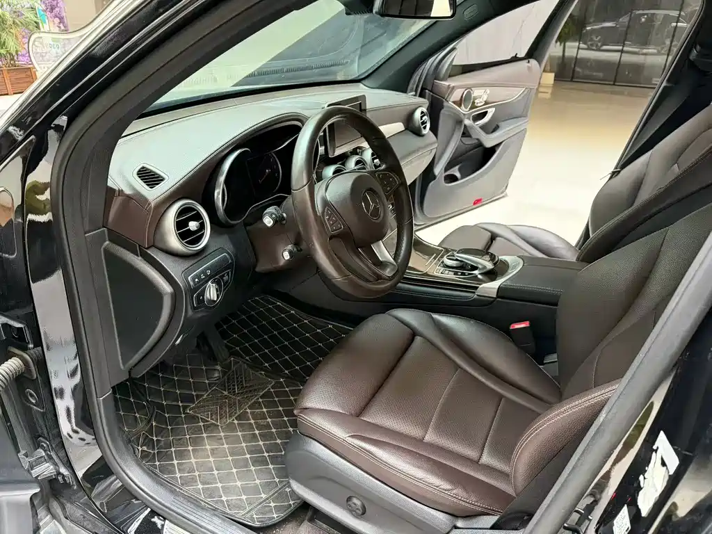 Mercedes-Benz GLC — миниатюра 7