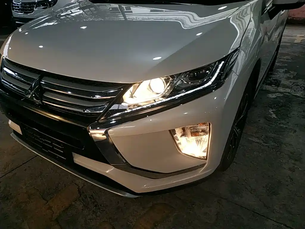 Mitsubishi Eclipse Cross — миниатюра 24