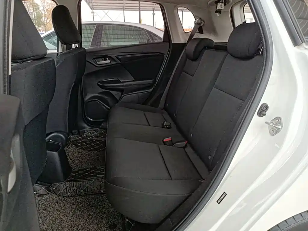 Honda Fit — миниатюра 17
