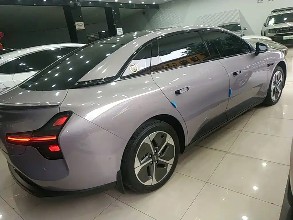 XPeng MONA M03 — миниатюра 7