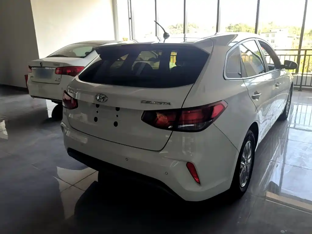 Hyundai Yixing — миниатюра 7