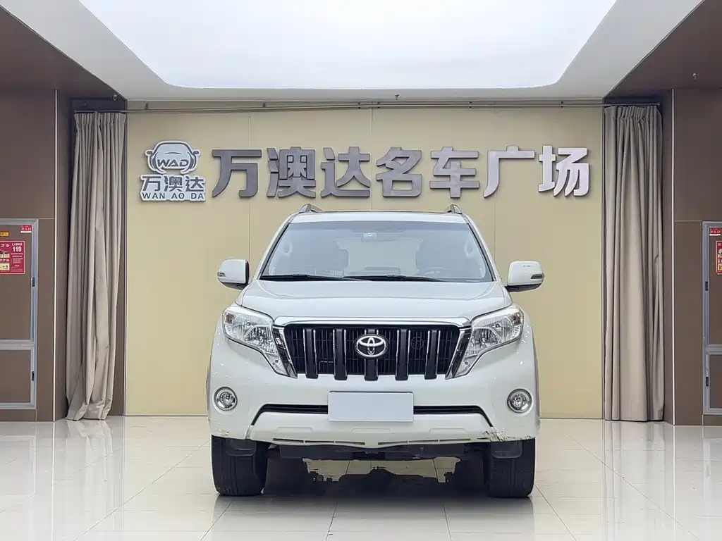Toyota Land Cruiser Prado 2016 2.7L AT Standard